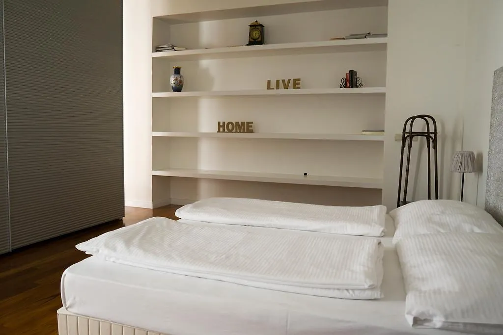 Vienna Apartment Am Graben
