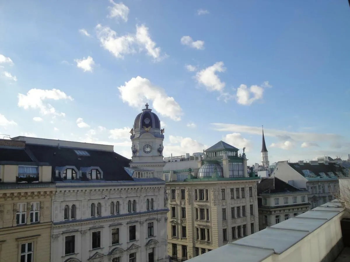 Vienna Apartment Am Graben